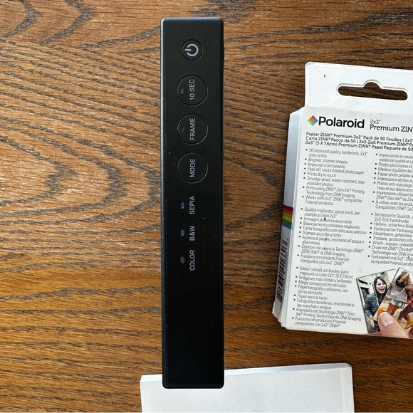 Polaroid mint Shoot + Print 2-in-1 Camera and Printer Instant Photos - Picture 4 of 8